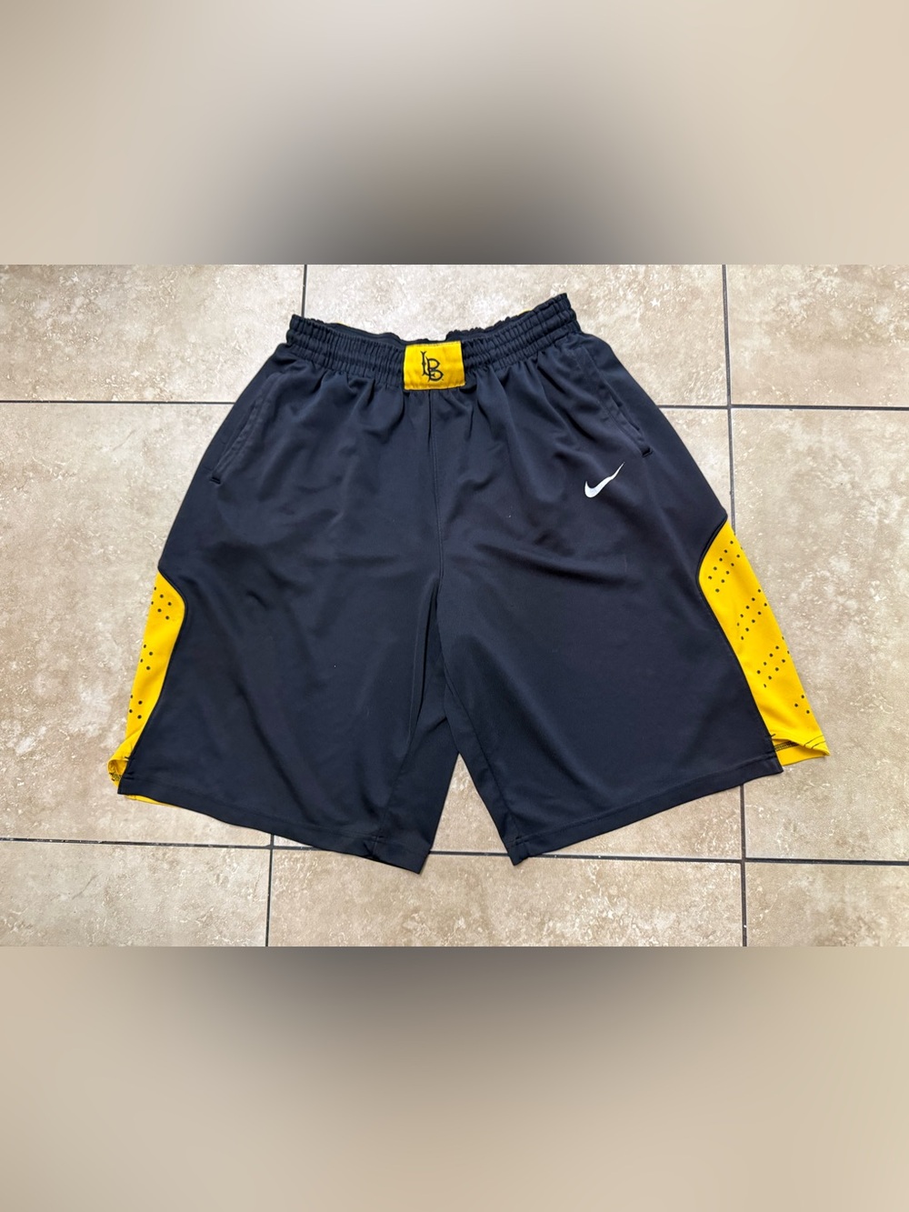 (S) Long Beach State Dirtbags Nike Basketball Team Issued Game Shorts NCAA Large